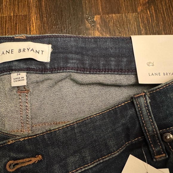 Lane Bryant Signature Fit Boot Cut Jeans - Picture 3 of 4